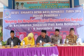 Reses Anggota DPRD Kota Bengkulu di Singaran Pati