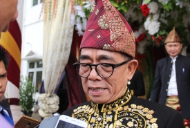 Bupati Kepahiang Dr Ir Hidayattulah Sjahid, MM