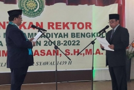 Dr Ahmad Dasan saat dilantik sebagai Rektor UMB untuk kedua kalinya