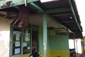 Kondisi Kantor SDN 162 di Desa Batu Layang Kecamatan Hulu Palik Bengkulu Utara